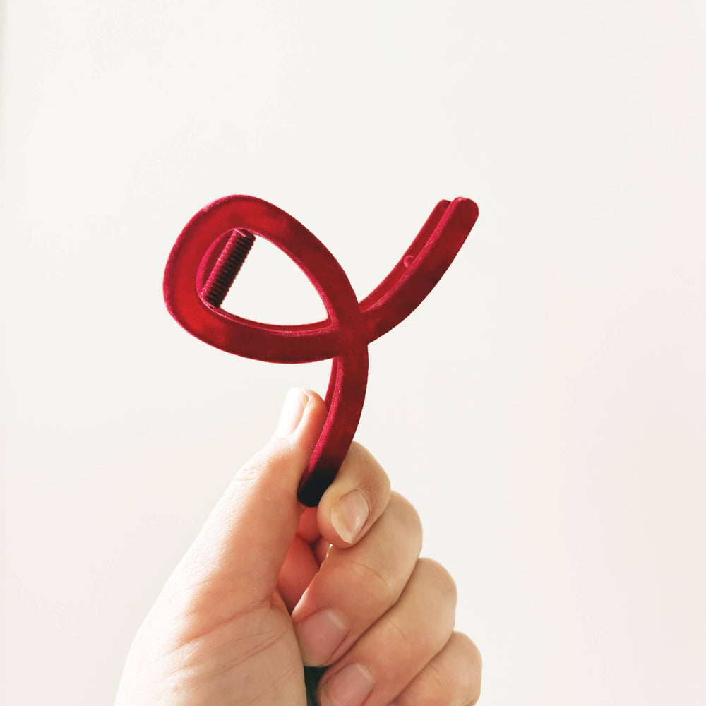 Velvet Loop Claw Clip: Berry