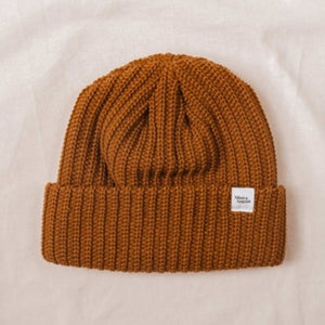 
            
                Load image into Gallery viewer, Chesnut Chunky Beanie
            
        