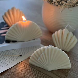 The Scallop Candle