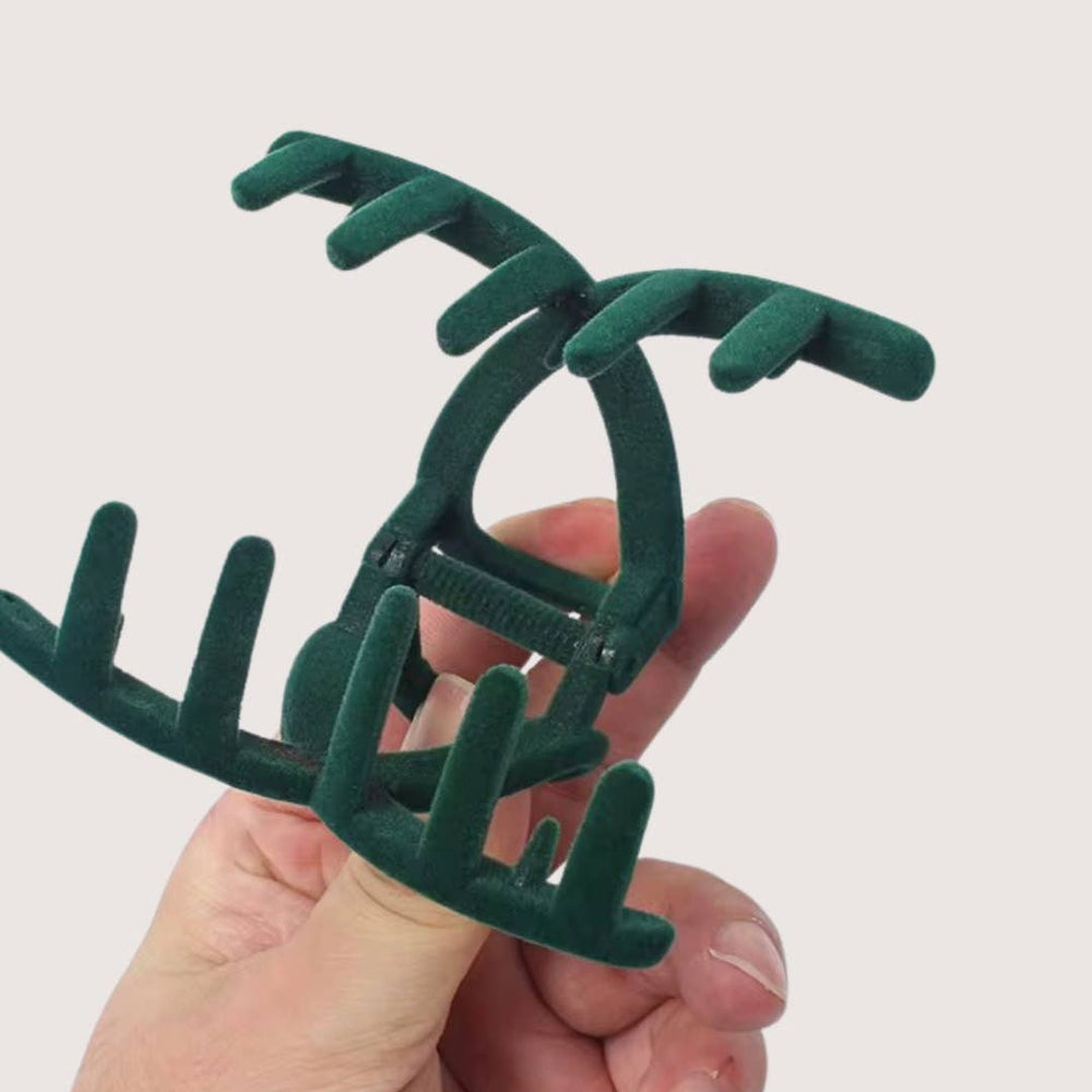 Velvet Loop Claw Clip: Green