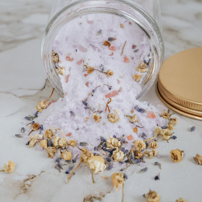 
            
                Load image into Gallery viewer, Lavender + Chamomile Bath Salt Soak • A Pleasant Thought
            
        