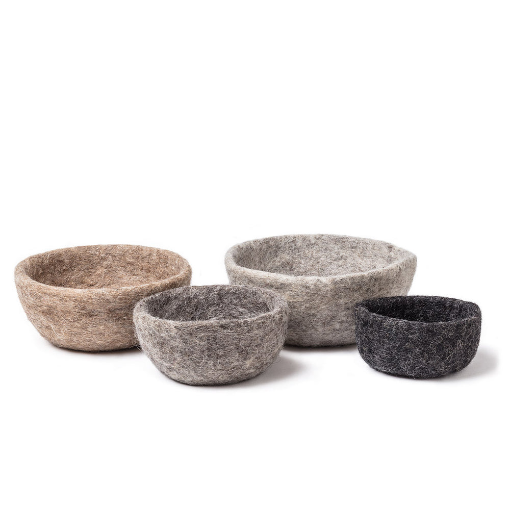 Nesting Bowls - Set of 4