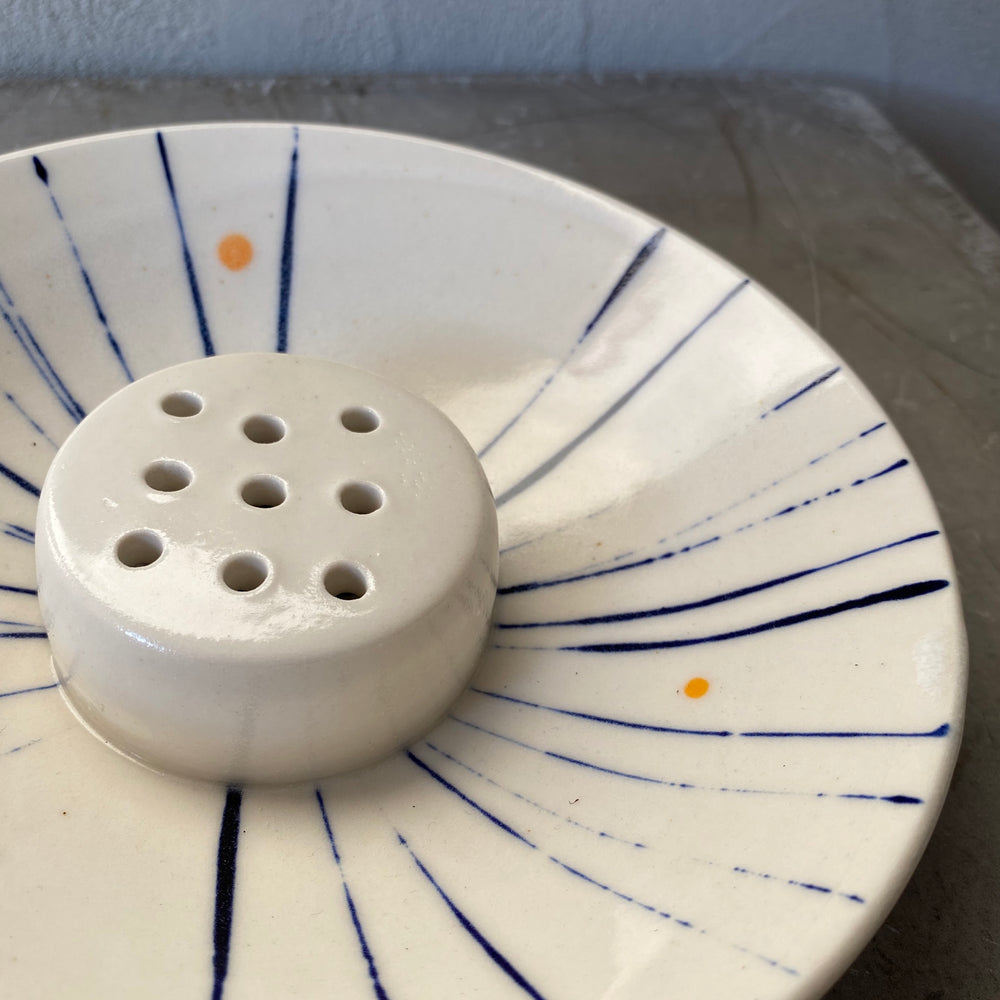 
            
                Load image into Gallery viewer, Locally Made Ceramic Flower Dish
            
        